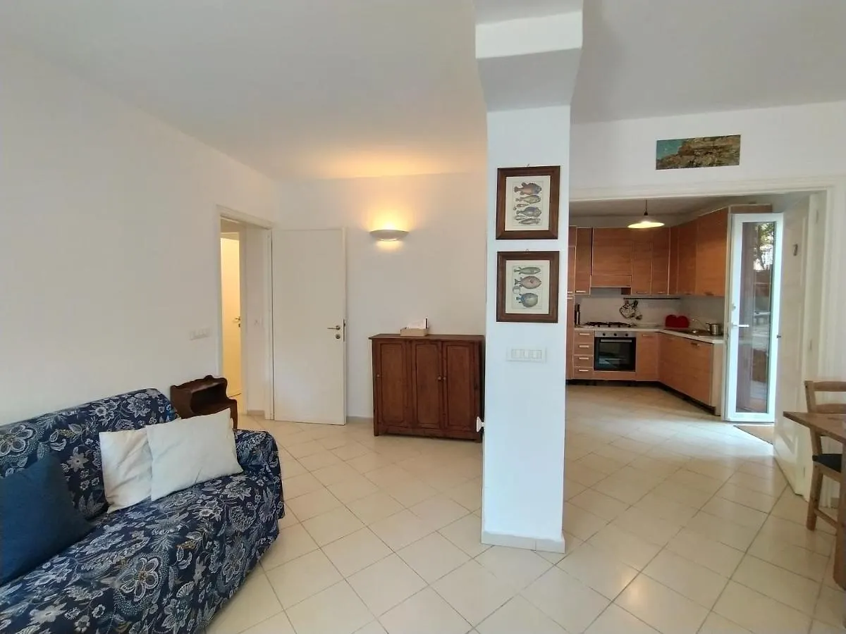 Dorothea House Apartman Levanto 0*,  Olaszország